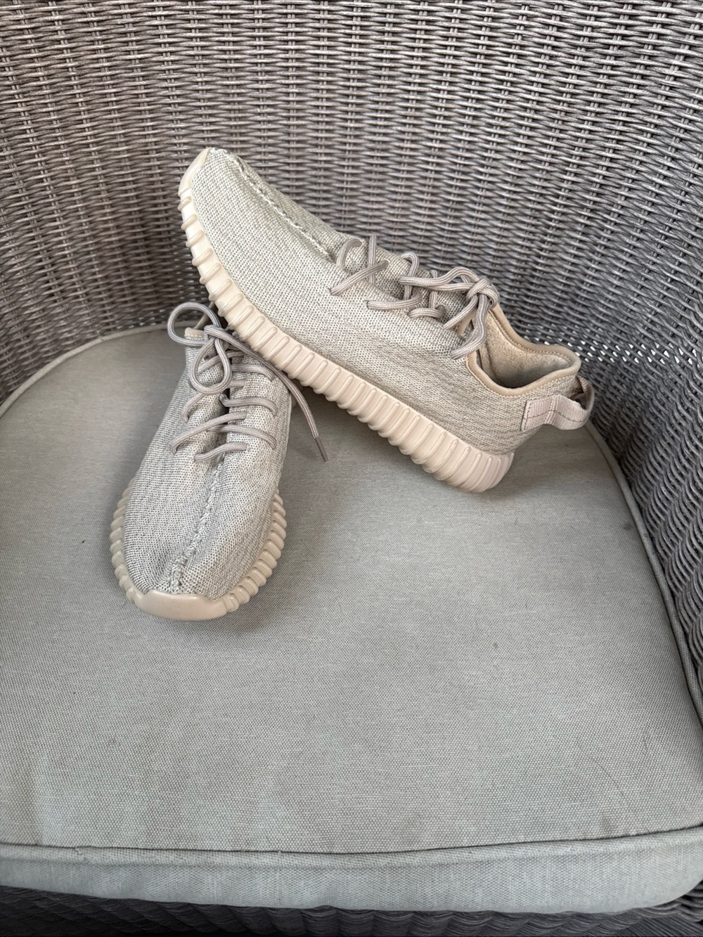 Yeezy Sneakers - Light Beige Knit